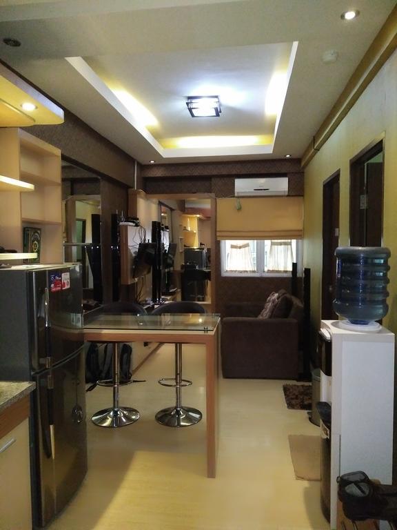 Aris The @ Metro Apartemen *